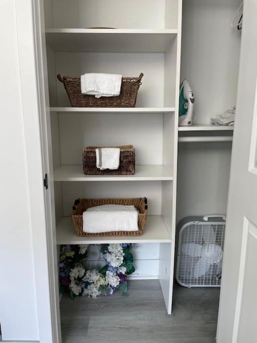 Cozy, High Rise, Large Studio Facing Downtown . Apartman Baltimore Kültér fotó