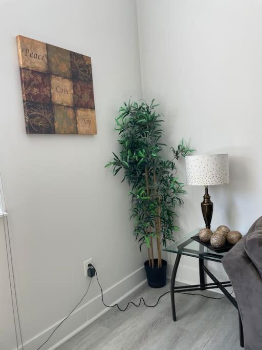 Cozy, High Rise, Large Studio Facing Downtown . Apartman Baltimore Kültér fotó